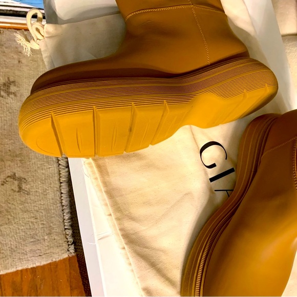 BNWT, GIA COUTURE BOOTS - Picture 9 of 11